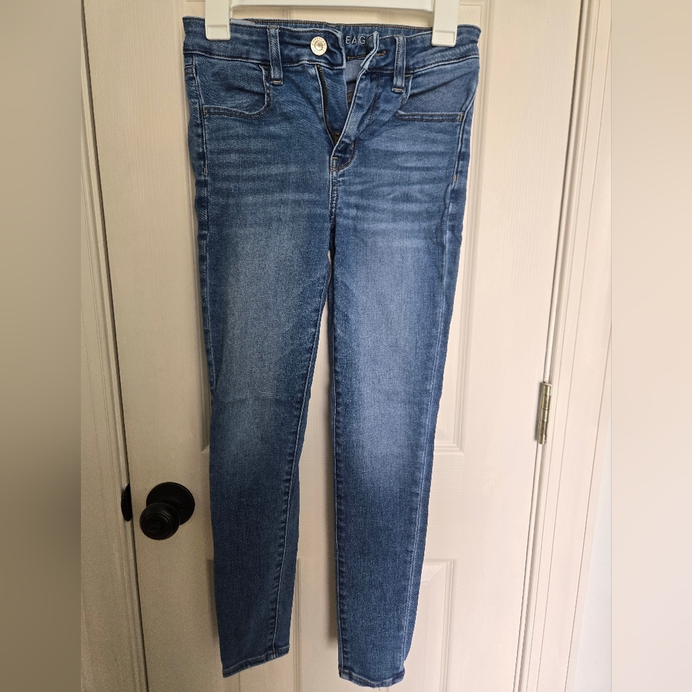 American Eagle Outfitters Classic Wash Hi-Rise Jeggings